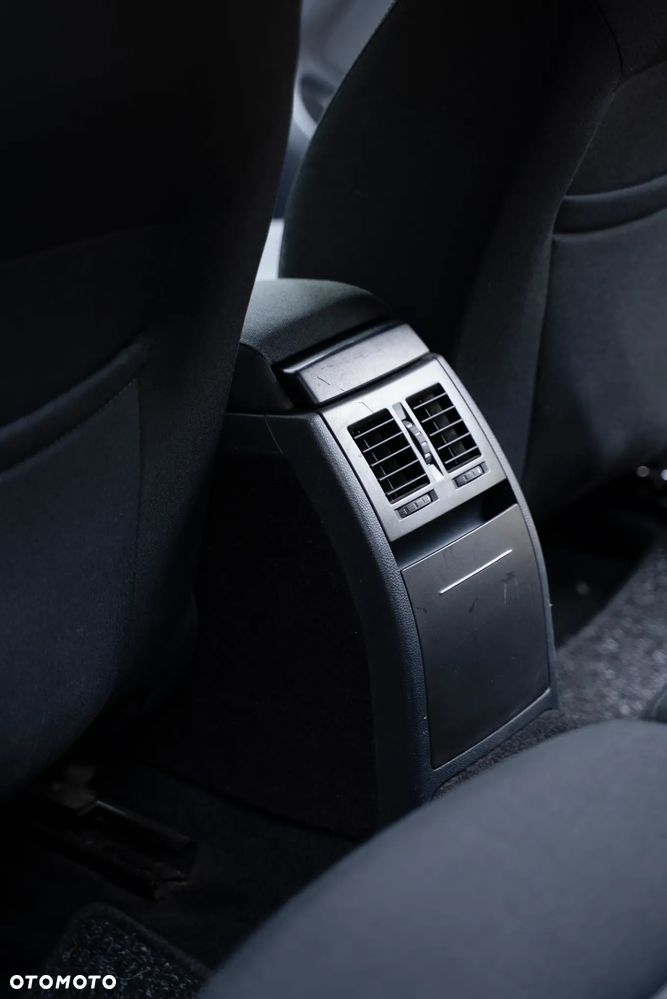 Skoda Octavia 2.0 TDI Ambiente - 15