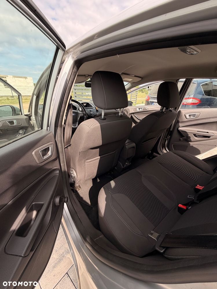 Ford Fiesta - 20