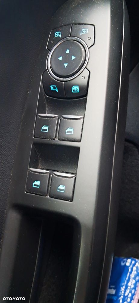 Ford Focus - 23