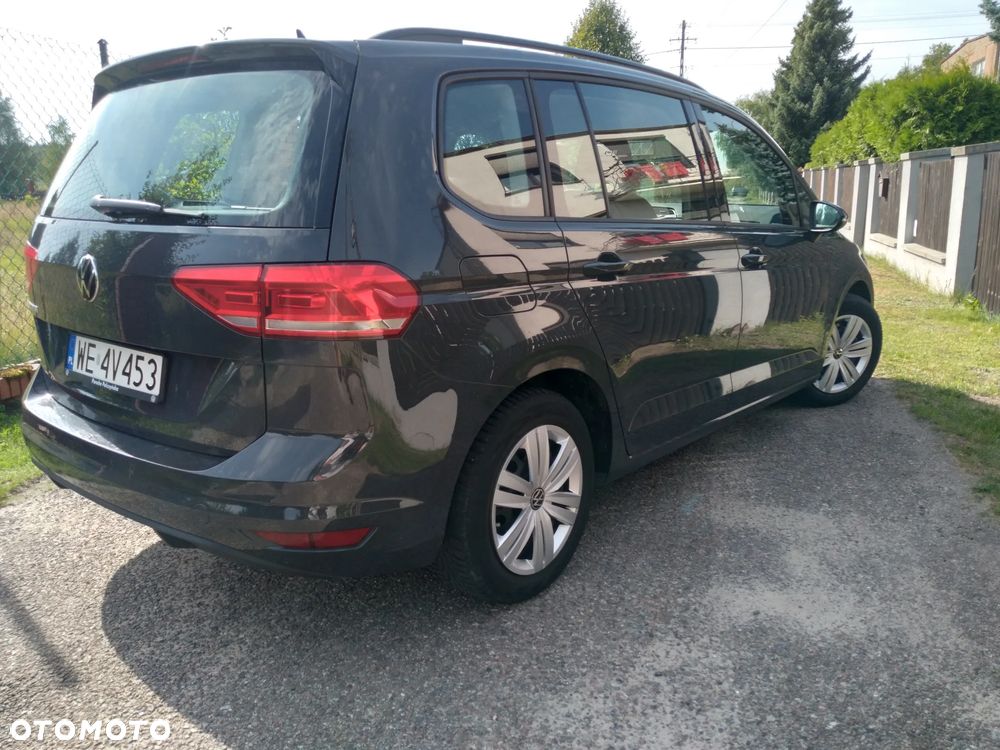 Volkswagen Touran - 3