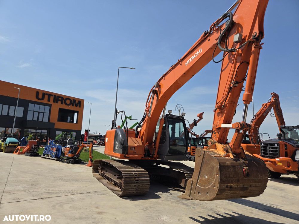 Hitachi ZX225, 23tone, cupa 1,3mc, 2006, 9.558h, Inst hidr picon pe brate, inst hidr rotire pe brate, pregatire GPS trimble, senile late, motor Isuzu 6 cilindri 143CP, FOARTE BINE INTRETINUT-41900 EUR+Tva - 7