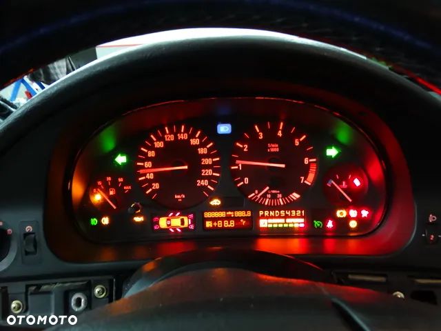 BMW E39 Licznik Benzyna Real Foto 182000km - 5
