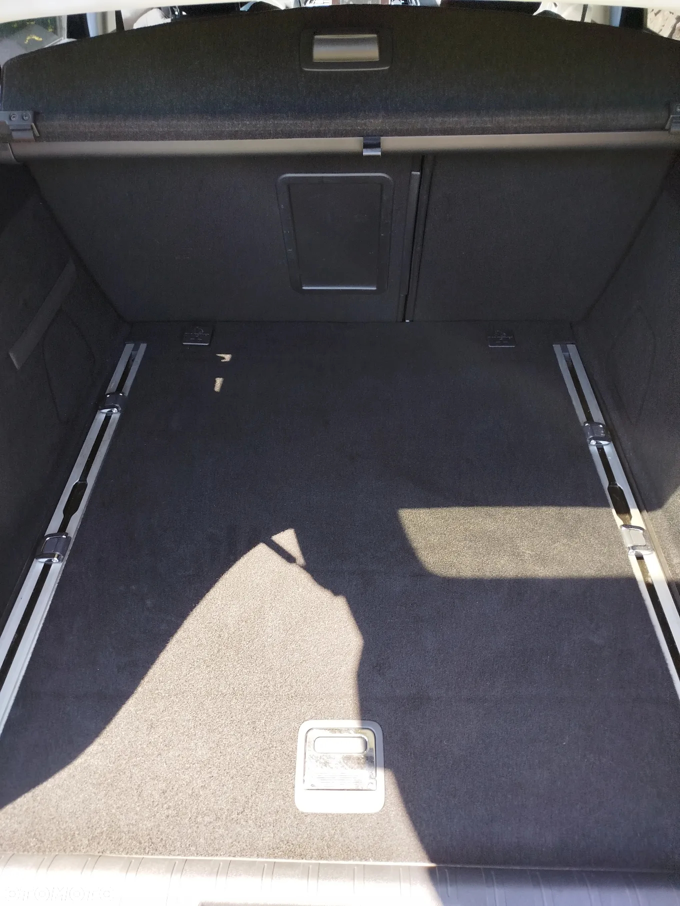 Peugeot 308 SW 1.6 e-HDi Allure S&S - 11