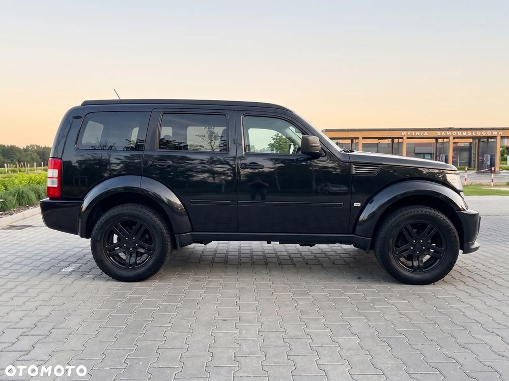 Dodge Nitro 2.8 CRD SXT - 4
