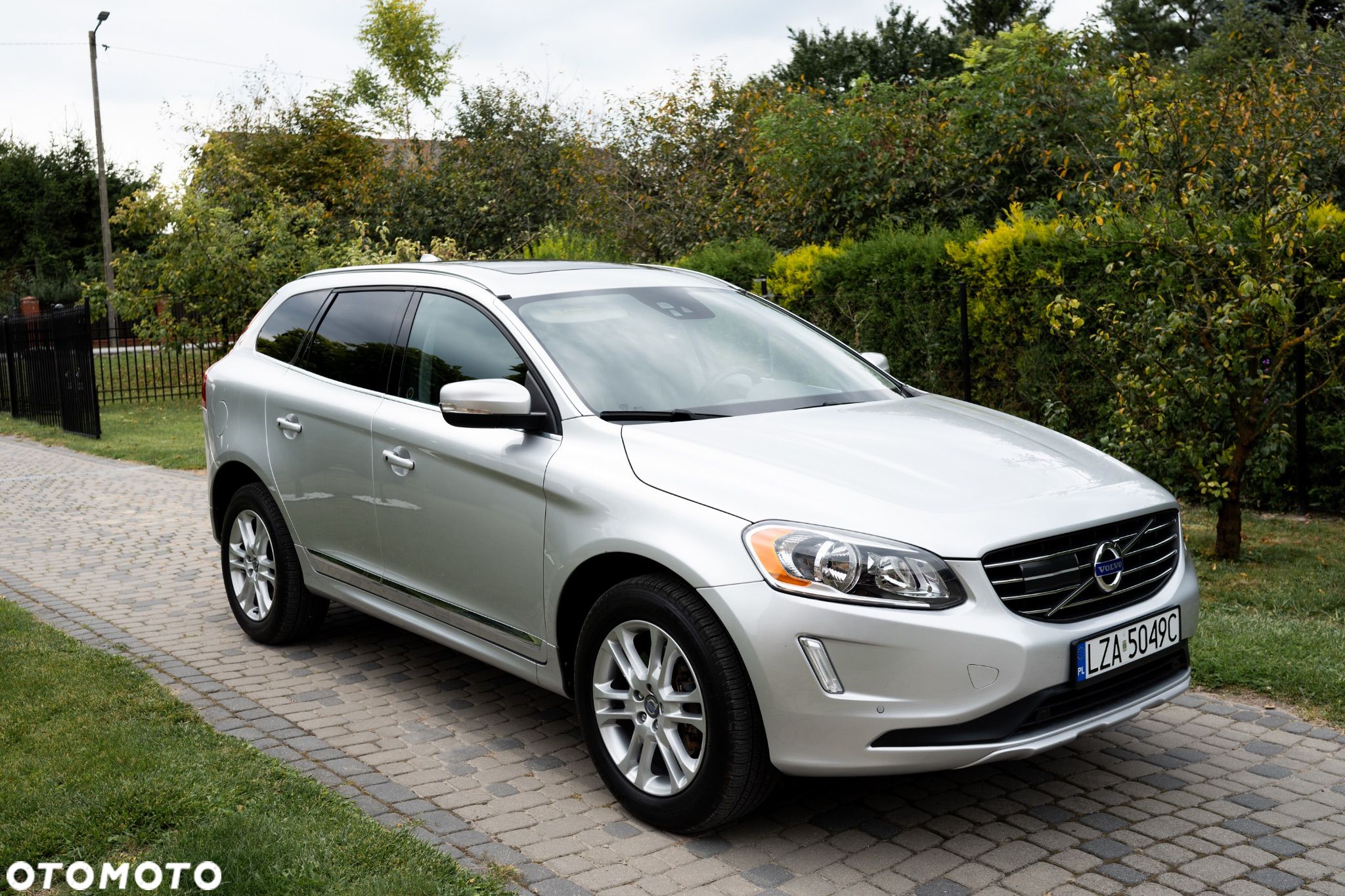Volvo XC 60 T5 AWD Summum - 1