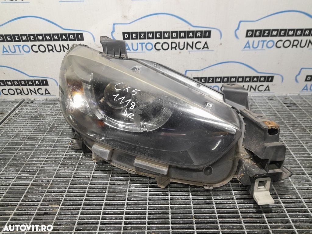 Far Dreapta Mazda CX - 5 2012 - 2015 SUV 4 Usi (1118) Fara xenon - 1