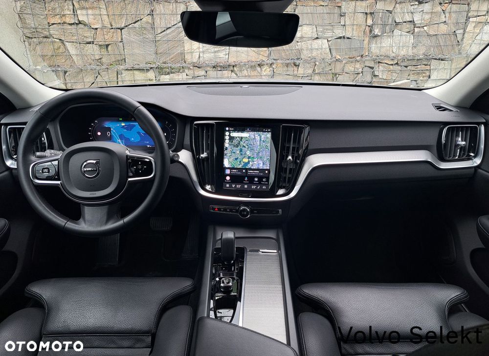Volvo V60 Cross Country - 13