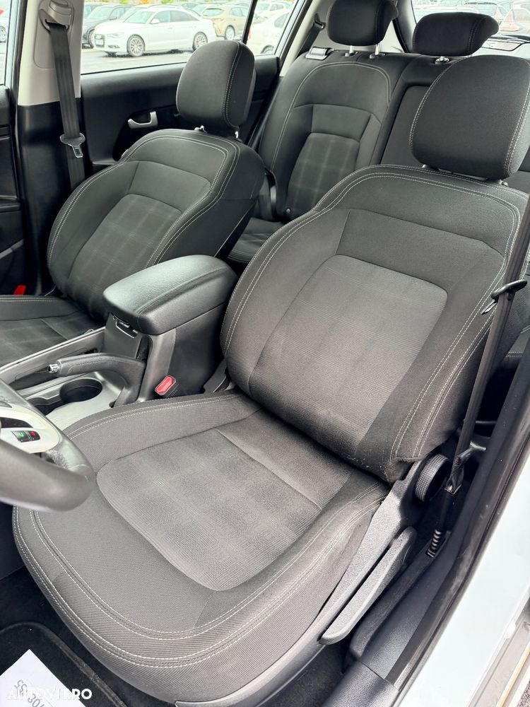 Kia Sportage 1.6 GSL MT 4x2 STYLE - 16