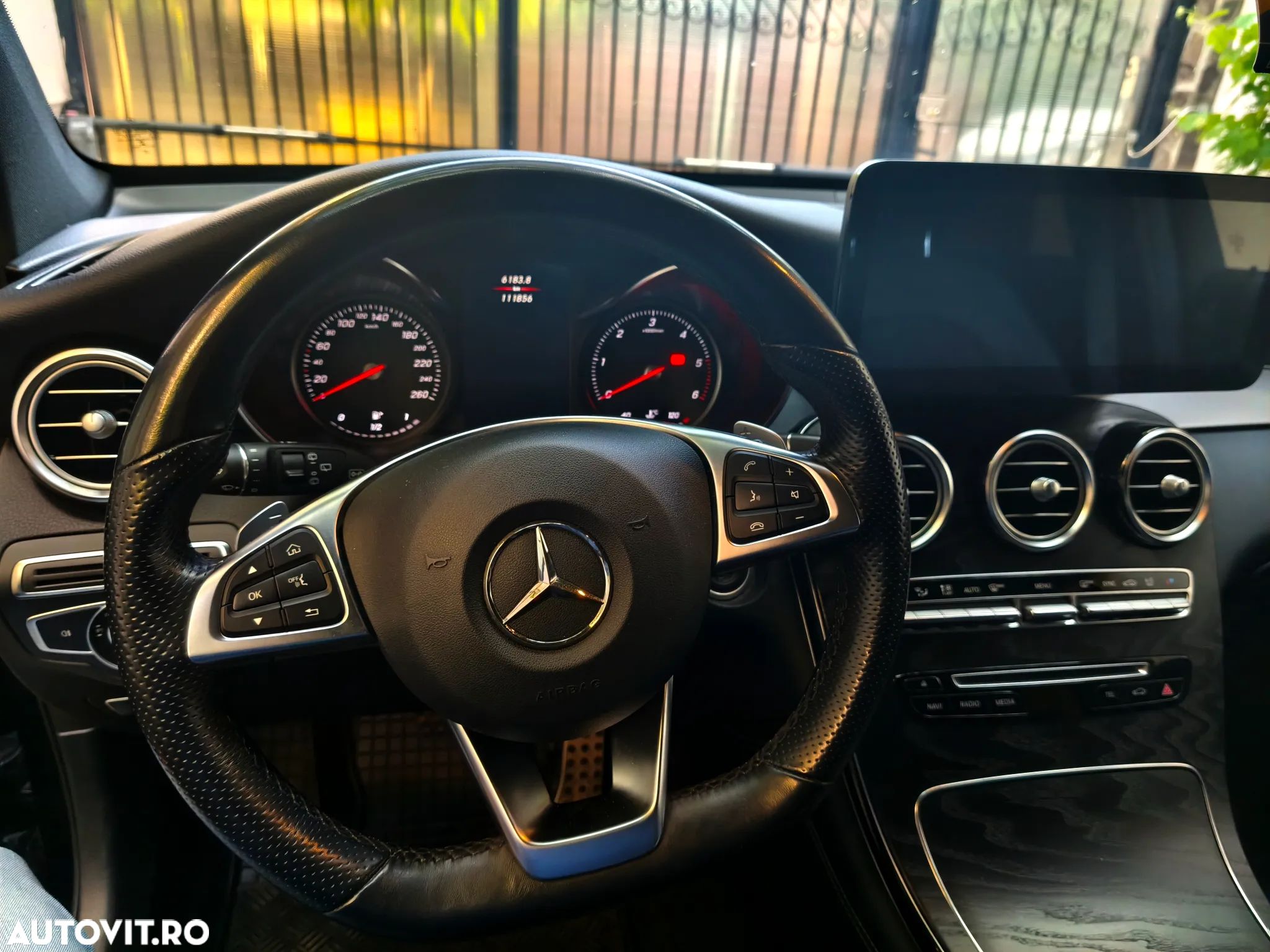Mercedes-Benz GLC 220 d 4MATIC - 1