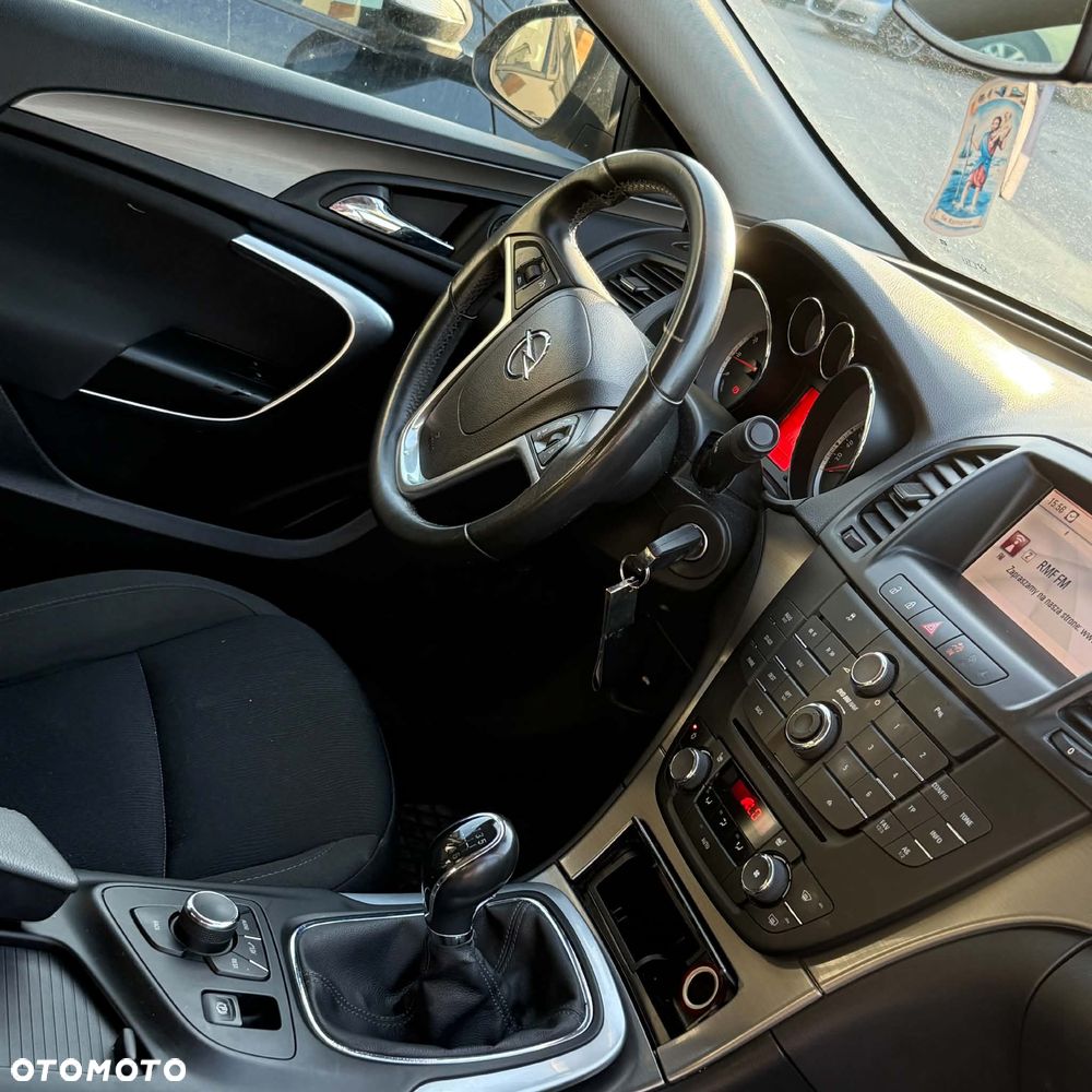 Opel Insignia - 9