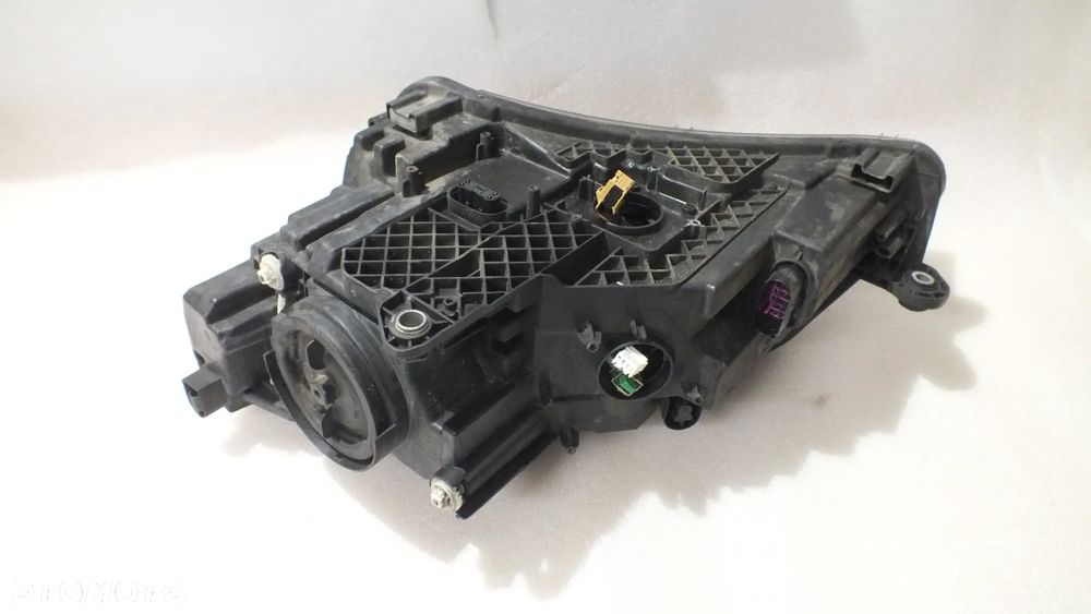 Bi xenon lewy Skoda Superb III - 3