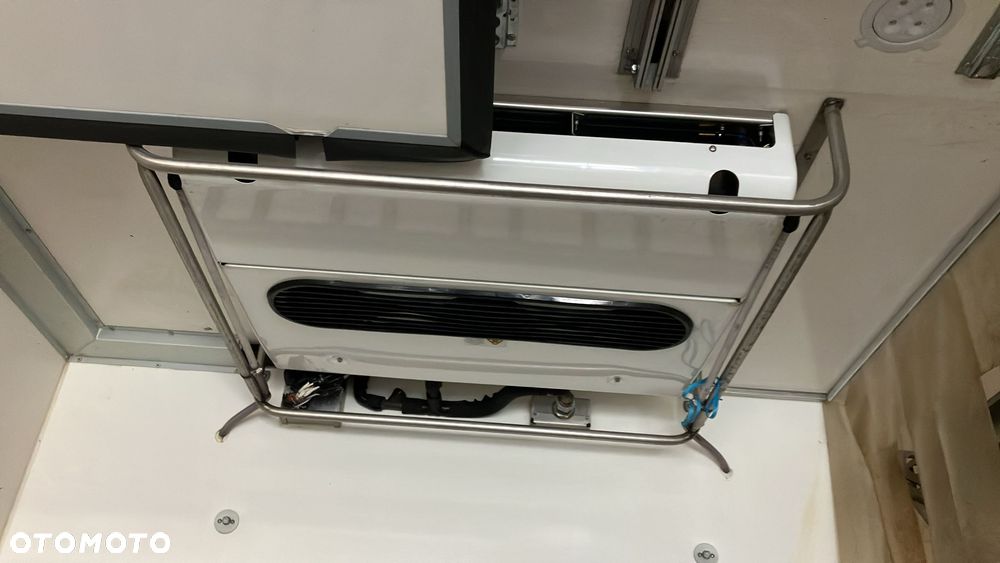 Zabudowa chłodnia izoterma Thermo King T1000 R Spectrum 2020r - 7