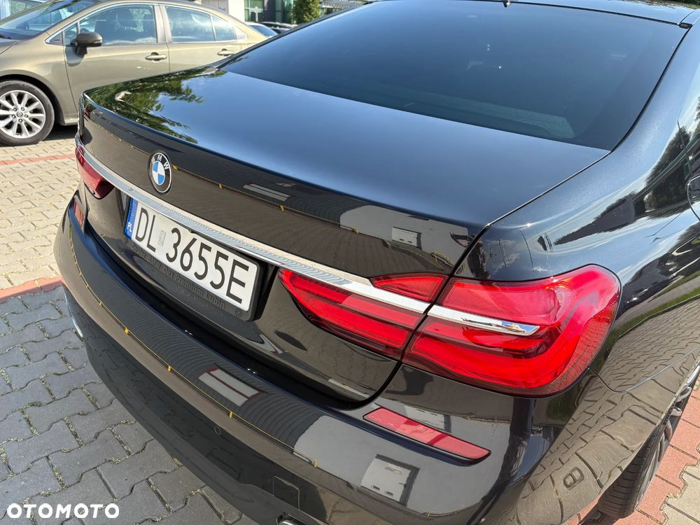 BMW Seria 7 730d xDrive - 17