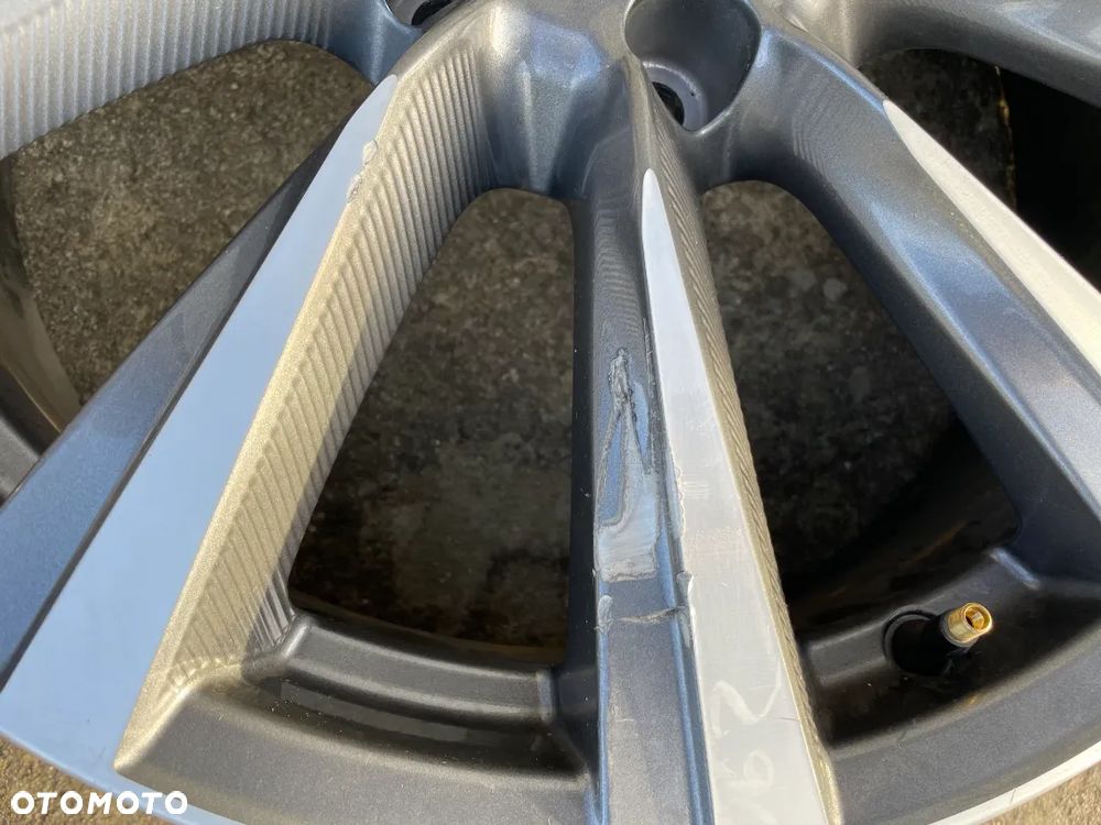 FELGA NISSAN, RENAULT  7Jx19H2, ET40, 5x114,3 - 2