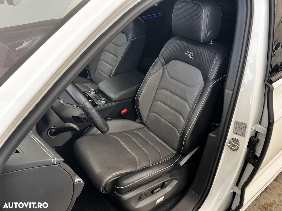 Volkswagen Touareg - 16