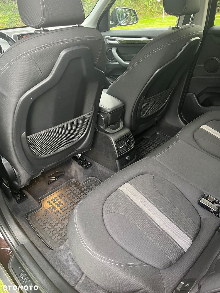 BMW X1 xDrive25d xLine - 21