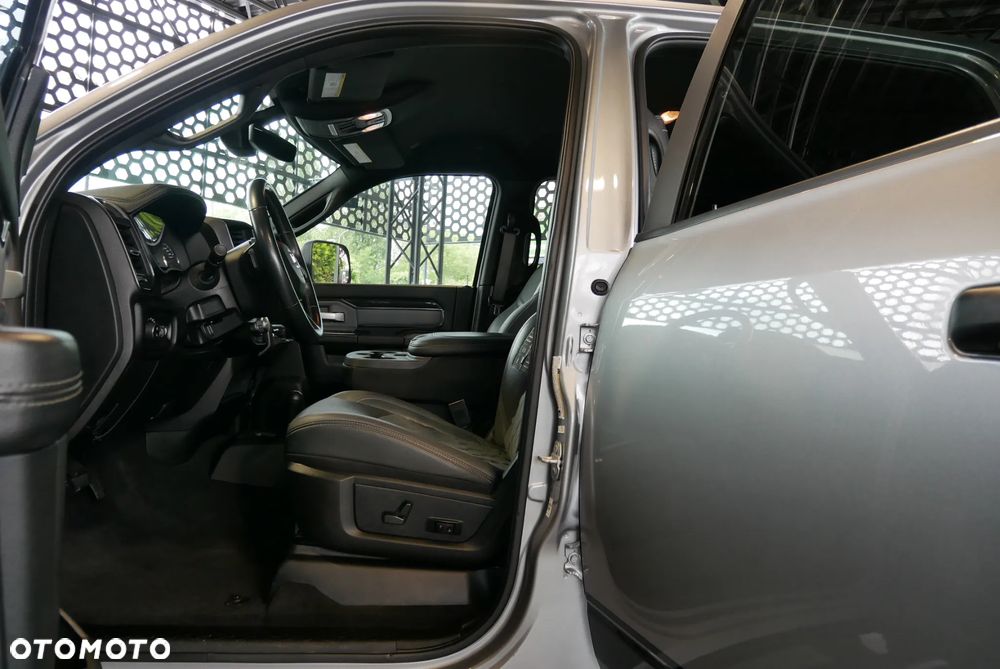 RAM 2500 - 8