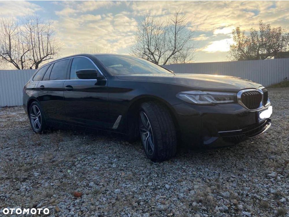 BMW Seria 5 520d Touring - 2