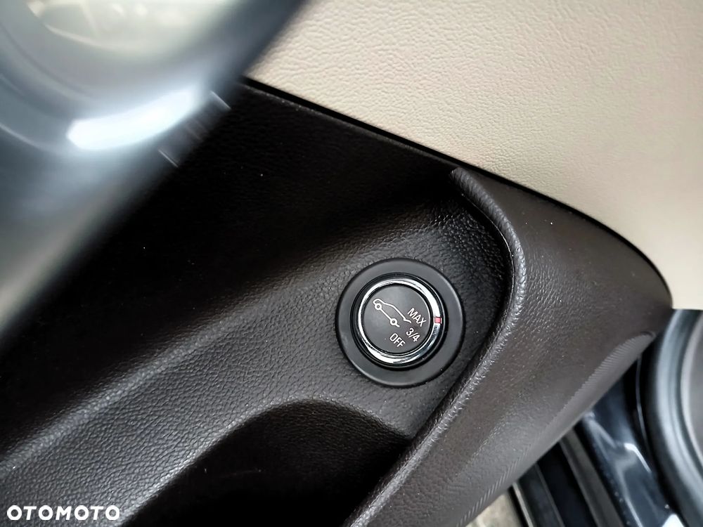 Opel Insignia 2.0 Turbo Innovation - 17