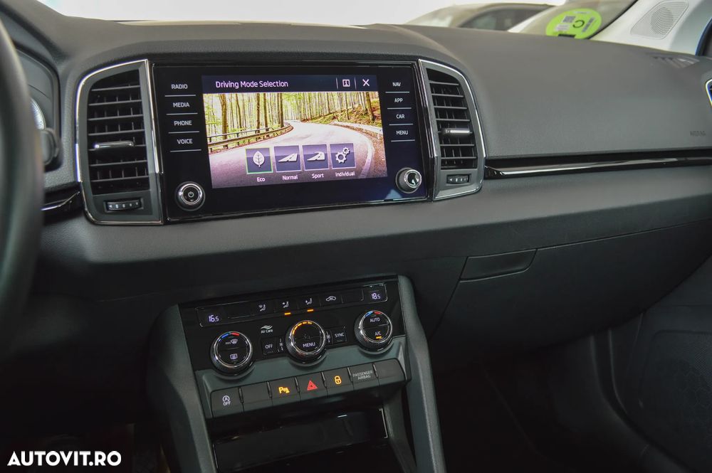 Skoda Karoq 1.5 TSI ACT Style - 9