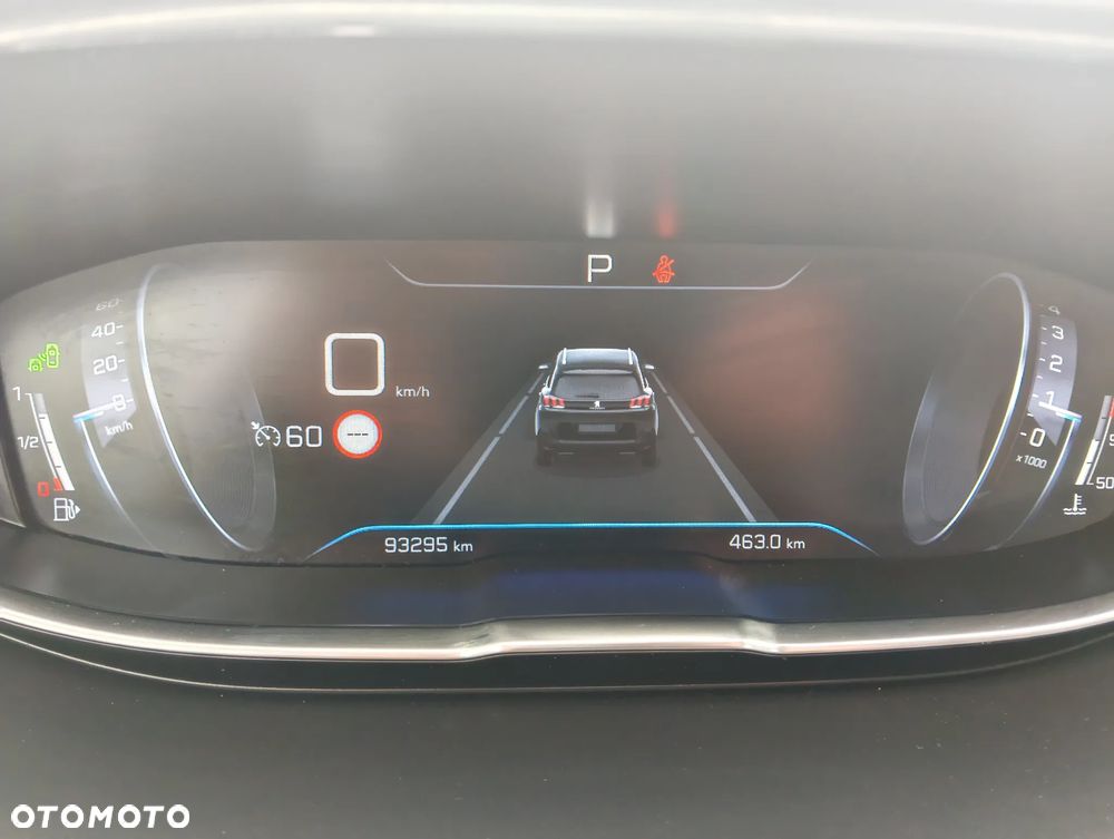 Peugeot 5008 1.2 PureTech Allure Pack S&S EAT8 - 24