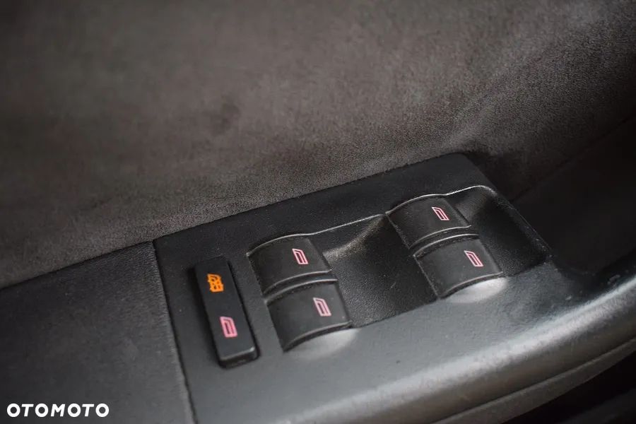 Audi A3 1.6 Ambition - 12