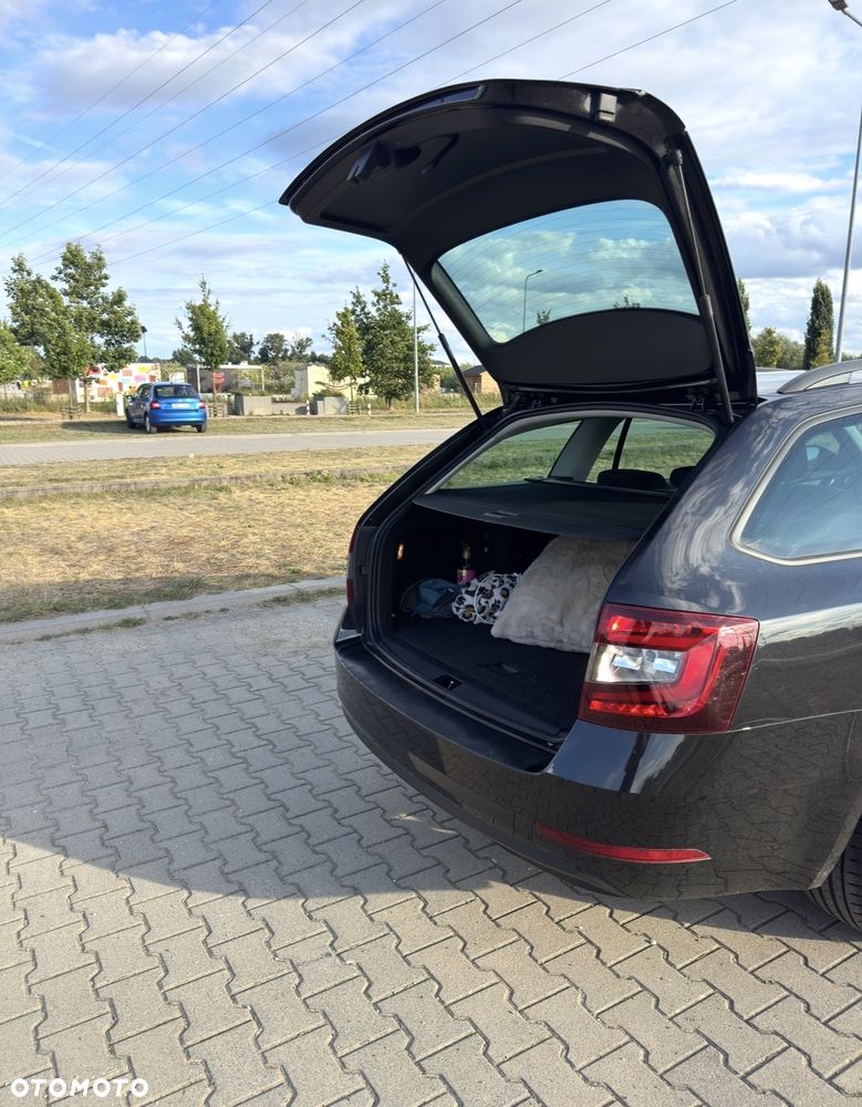 Skoda Octavia 2.0 TDI Ambition DSG - 15