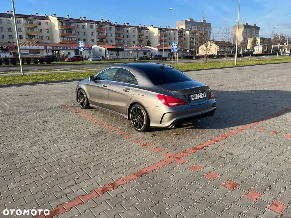 Mercedes-Benz CLA 250 7G-DCT - 4