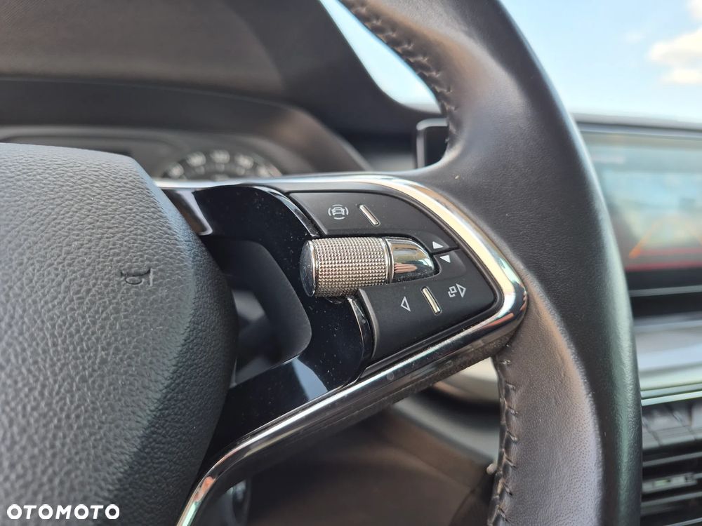 Skoda Octavia 1.5 TSI ACT Style - 37