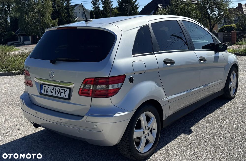 Mercedes-Benz Klasa B 150 Special Edition - 3