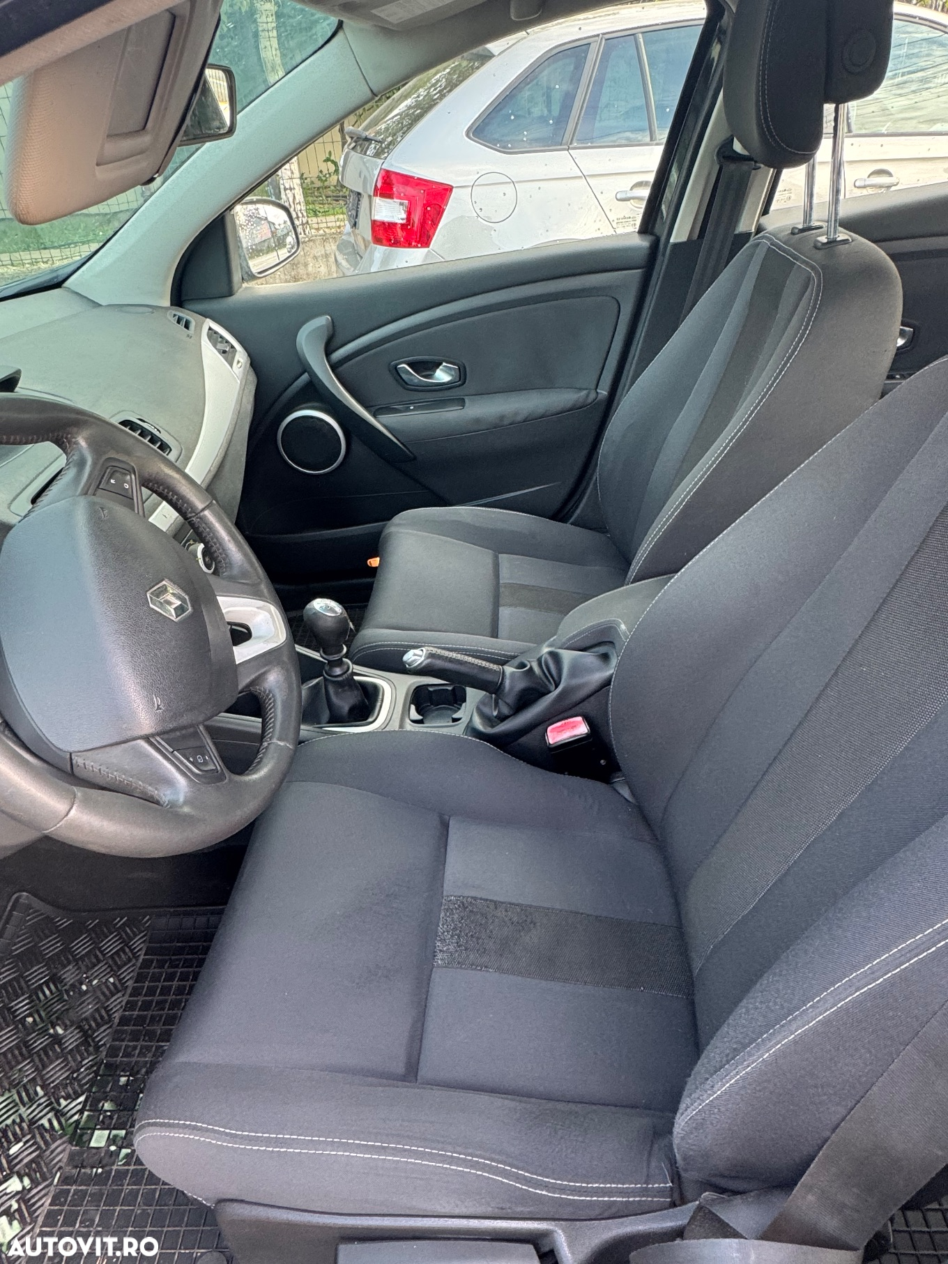 Renault Megane Energy dCi Zen - 6