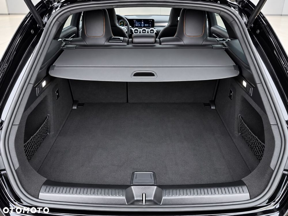 Mercedes-Benz CLA 250 4Matic 8G-DCT Edition AMG Line - 20