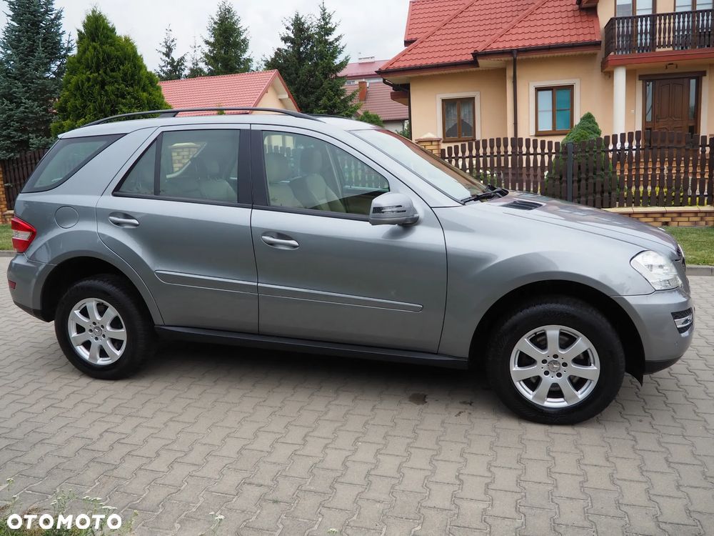 Mercedes-Benz ML - 15