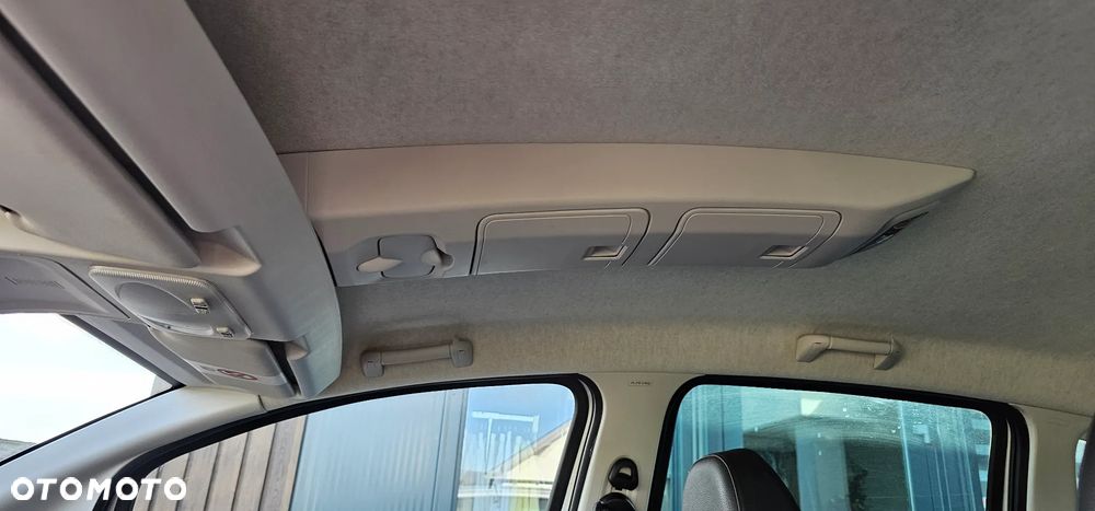 Fiat Idea 1.4 16V Emotion - 15