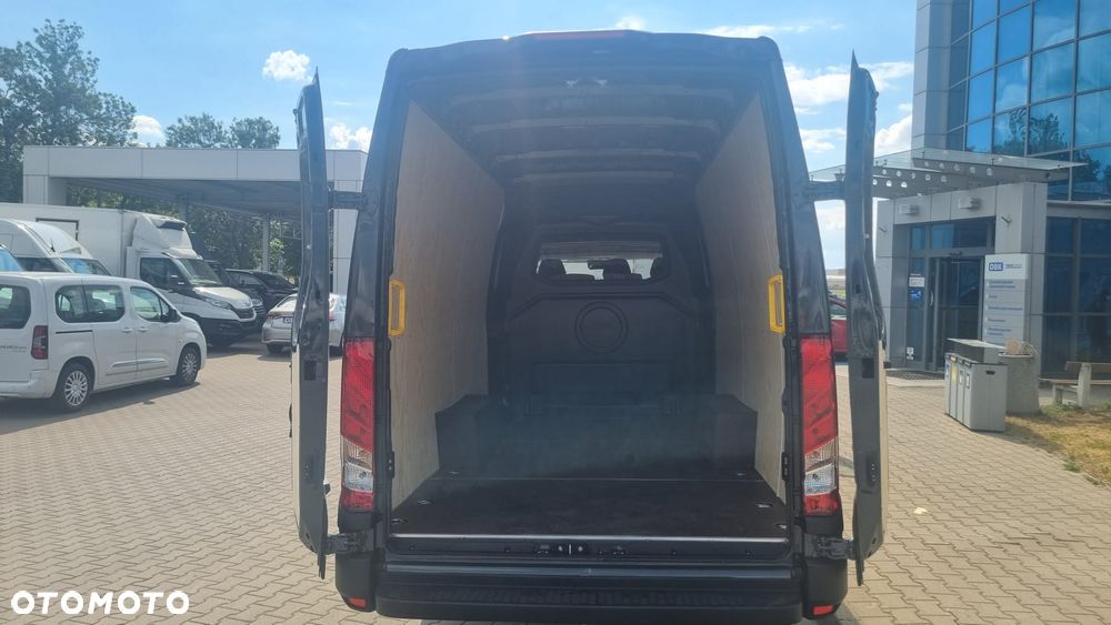 Iveco Daily 35S18HA8 V - 10