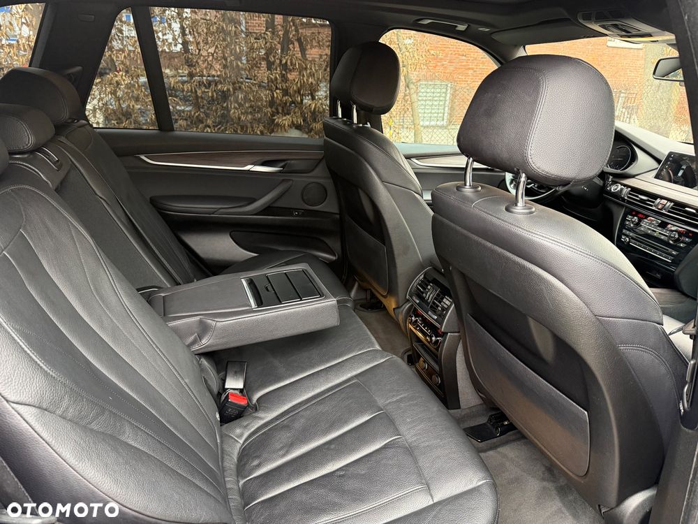 BMW X5 xDrive30d - 22