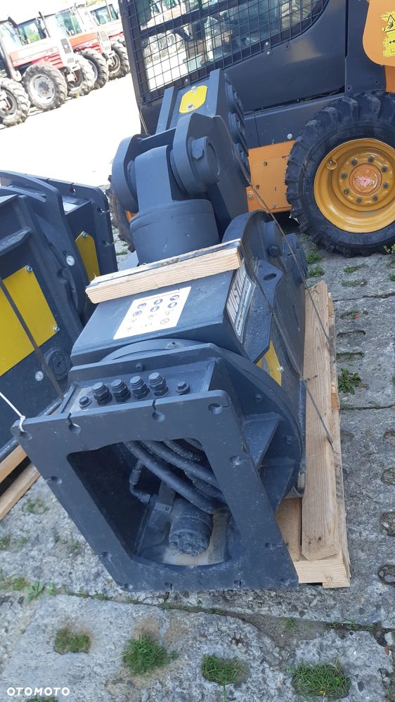 Szczęka krusząca, wyburzeniowa HAMMER MUSTANG RH12, gryzak,obrotowa - 2