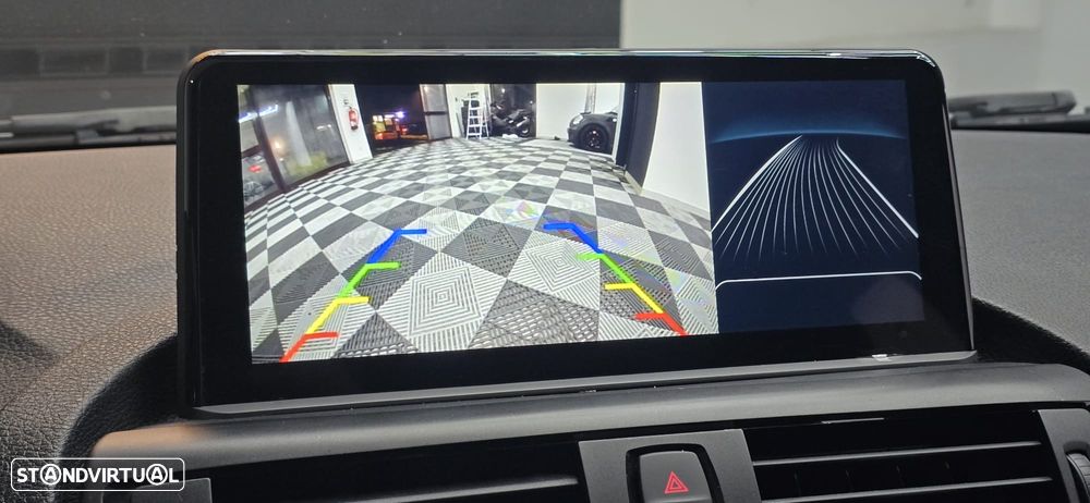 BMW 118 d Pack M - 50