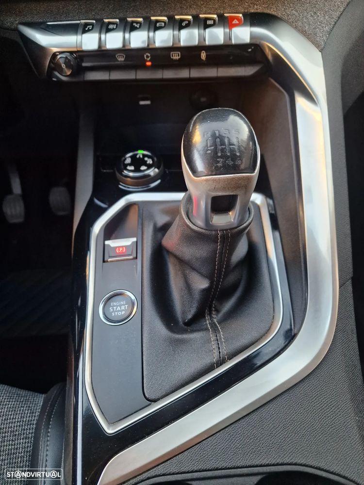 Peugeot 5008 1.2 PureTech Allure Pack - 46