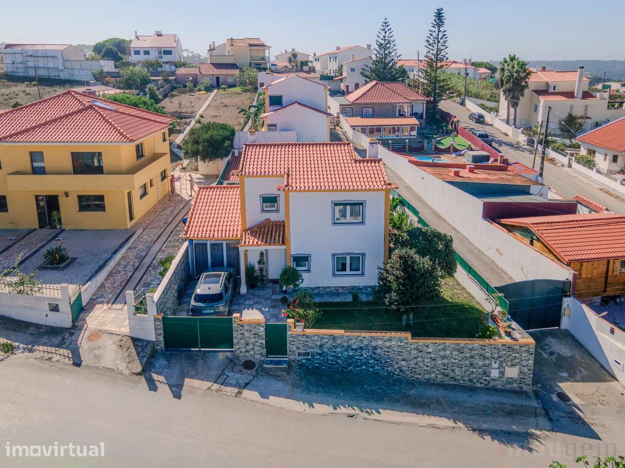 Moradia isolada T3 com duas suites em lote de 410 m² | Perto da Ericei - Grande imagem: 4/60