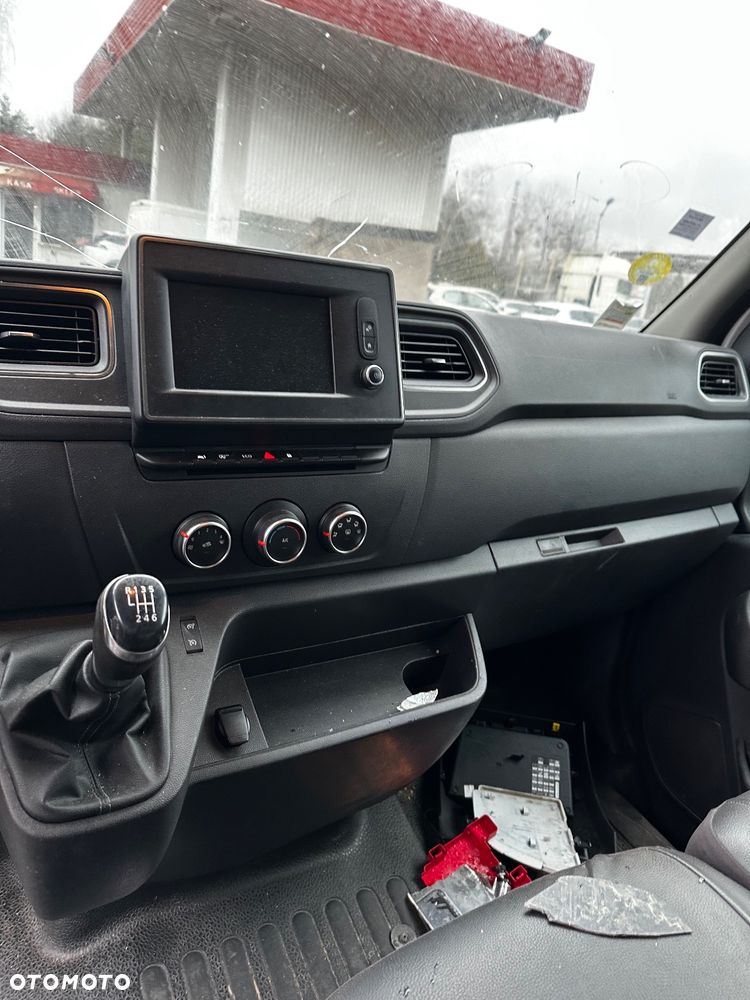 Renault Master - 19