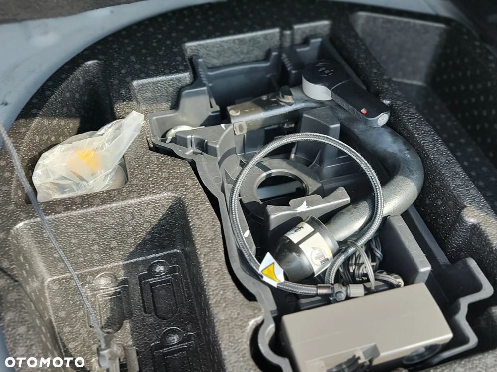 Peugeot 508 2.0 BlueHDi Allure S&S EAT8 - 34