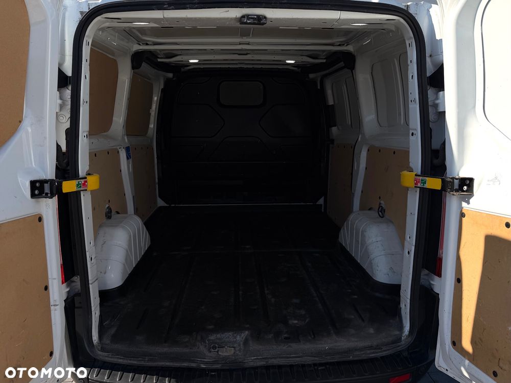 Ford Transit Custom - 32