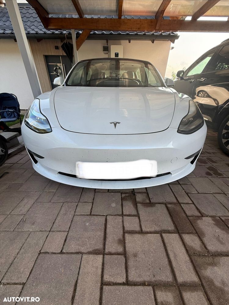 Tesla Model 3 Performance - 1