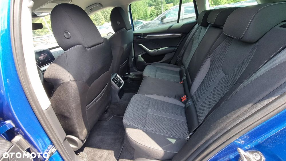 Skoda Octavia 2.0 TDI SCR Style DSG - 28