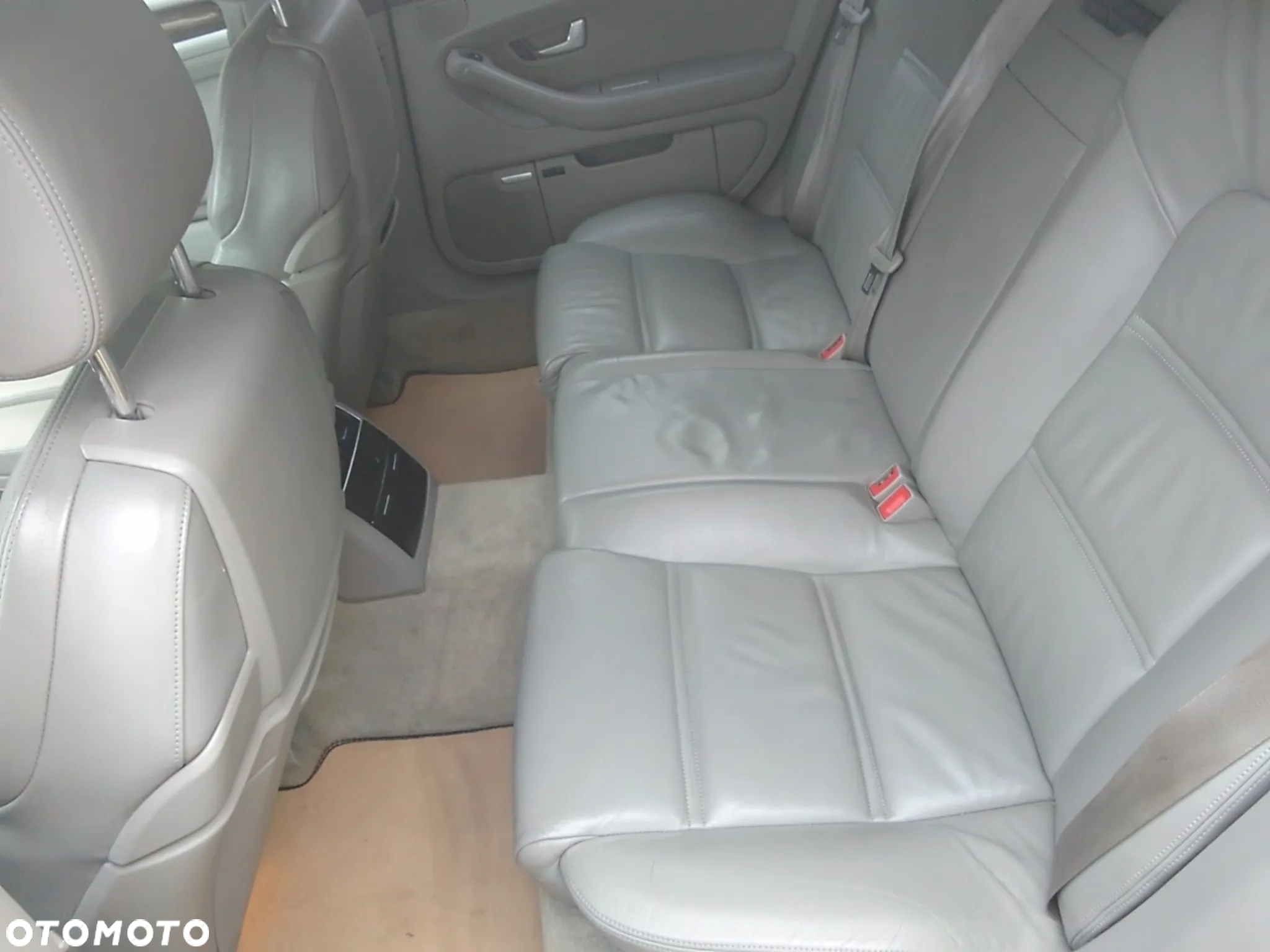 Audi A8 4.2 FSI Quattro - 18