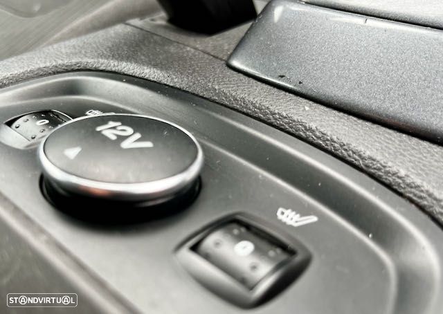 Ford Focus 1.0 EcoBoost S&S Titanium - 24