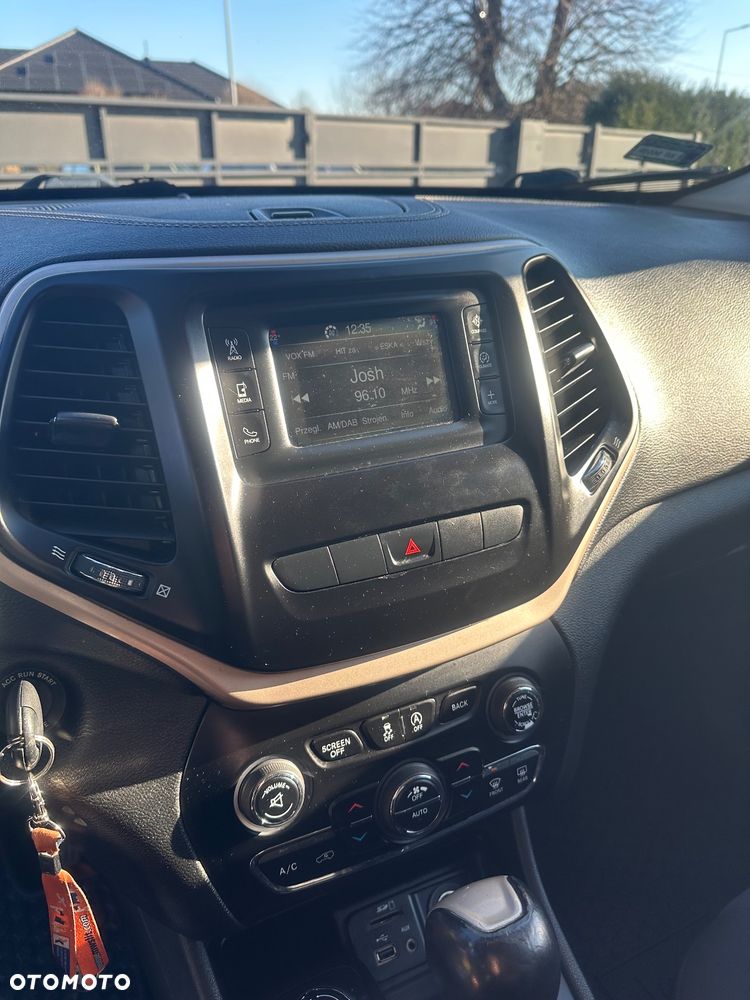 Jeep Cherokee 2.0 MJD Active Drive I Longitude - 11