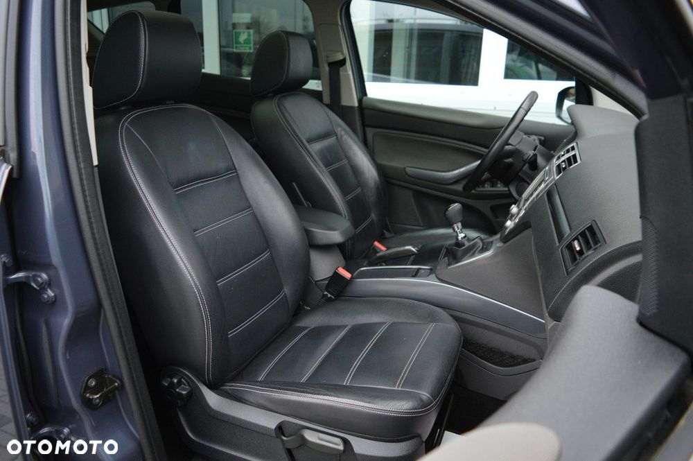 Ford Kuga 2.0 TDCi 2x4 Titanium - 24