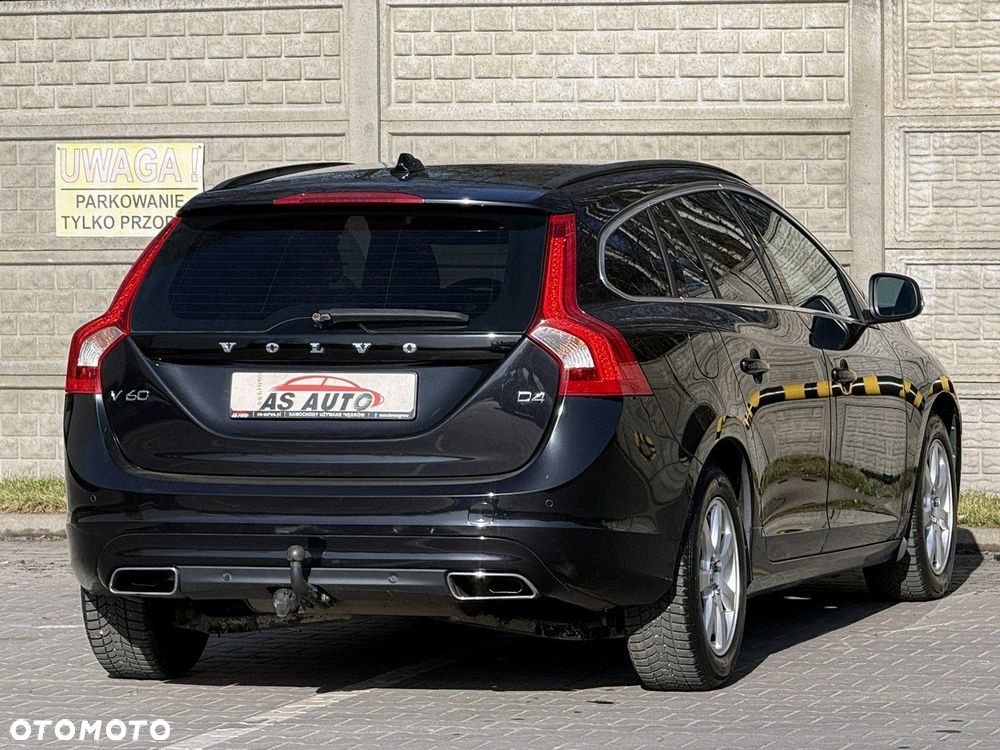 Volvo V60 D4 Momentum - 3